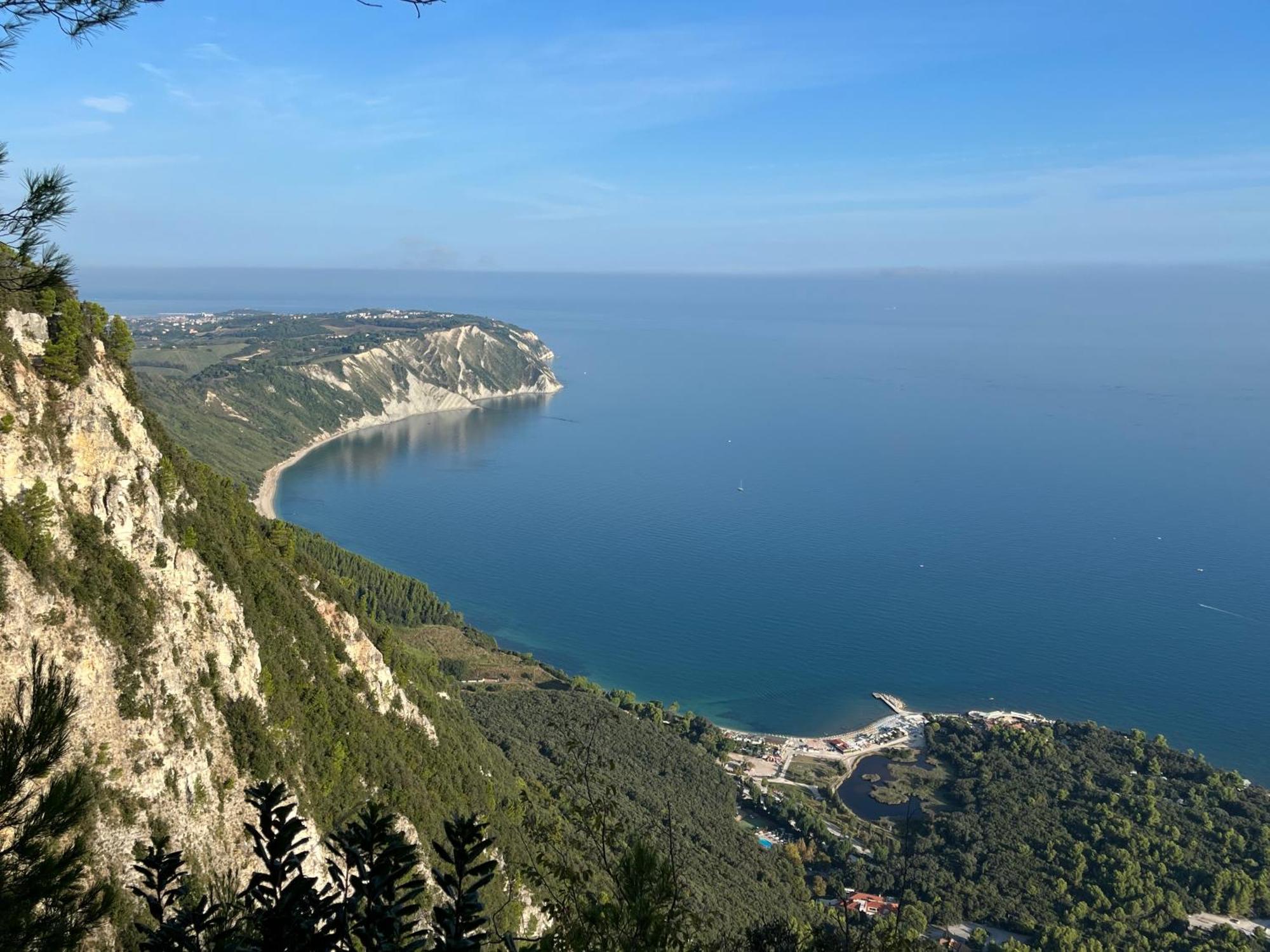 Fonte D'Olio Conero Relais Bed & Breakfast Sirolo Eksteriør bilde
